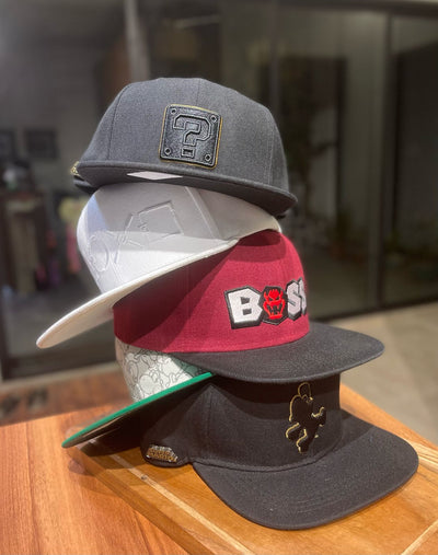 SNAP BACK CAPS