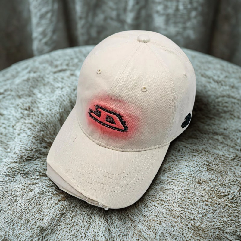 BASEBALL CAP WITH STYLIZED LOGO