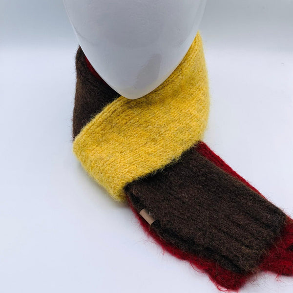 MINIMALIST KNIT  MULTI COLOUR WINTER MUFFLER