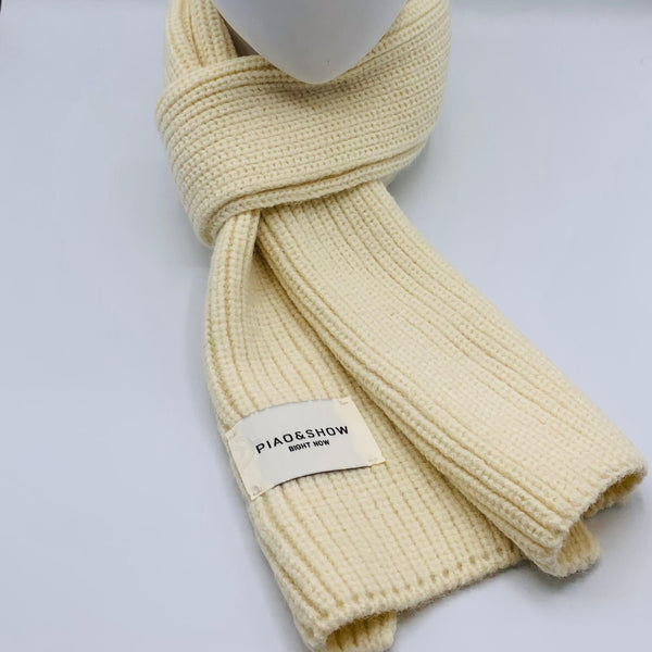 CLASSIC KNITTED BEIGE WINTER MUFFLER