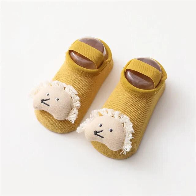 COZY BABY BOOTY DESIGNED TO LOOK LIKE CUTE ANIMALS WITH PLAYFUL DETAILS