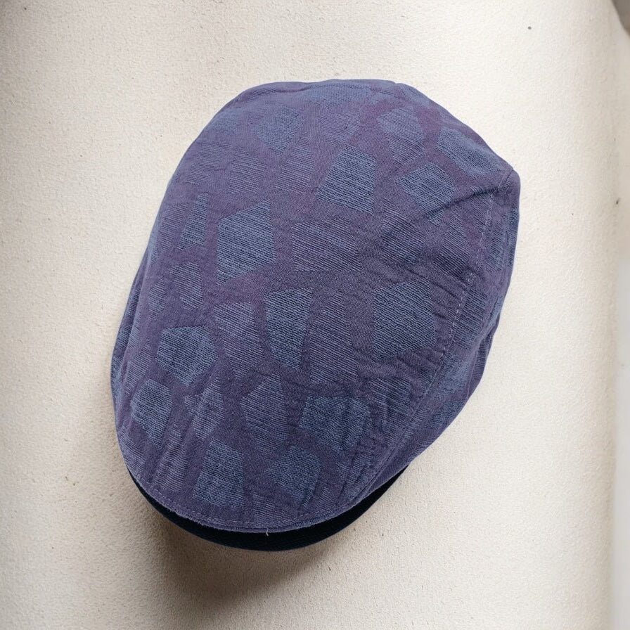 PATTERNED FLAT CAP