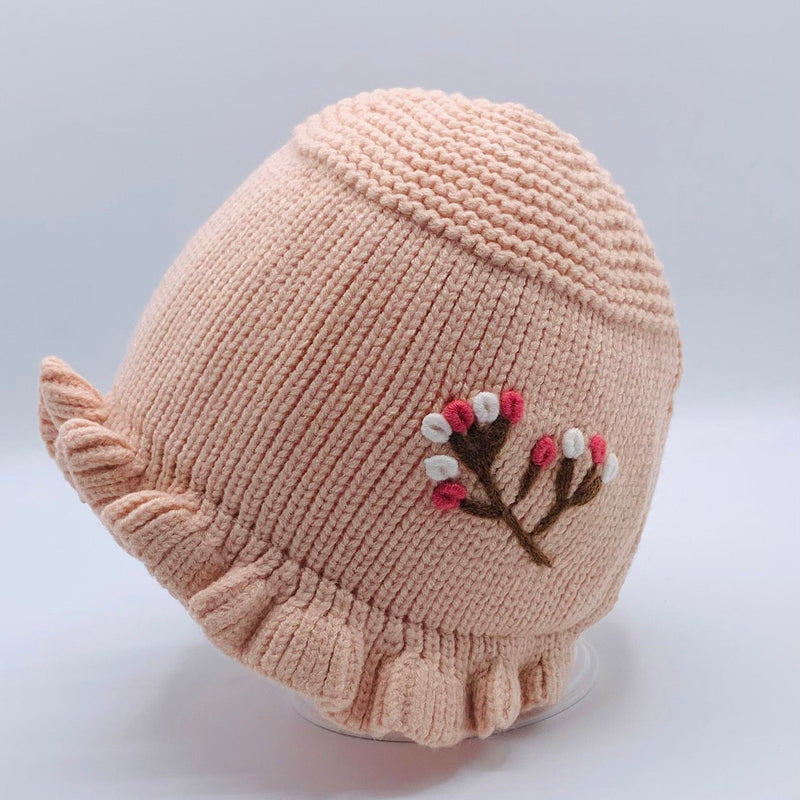 WOOL BABY GIRL CAP WITH EMBROIDERYAND AND STRAP CAP/HAT